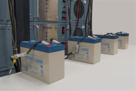 Različne vrste prsnih črpalk: ročna, električna in dvojna električna