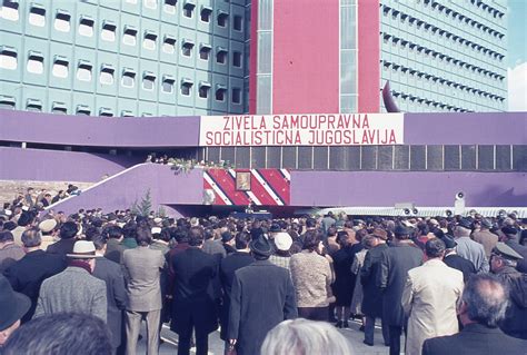 Zunanji pogled na Splošno bolnišnico dr. Franca Derganca Nova Gorica