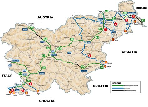 Karta Slovenije z označenimi večjimi porodnišnicami
