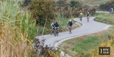 Kolesarska pot ob reki Muri