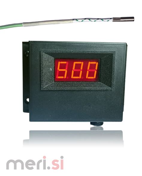 Termometer za merjenje temperature vode v kopeli