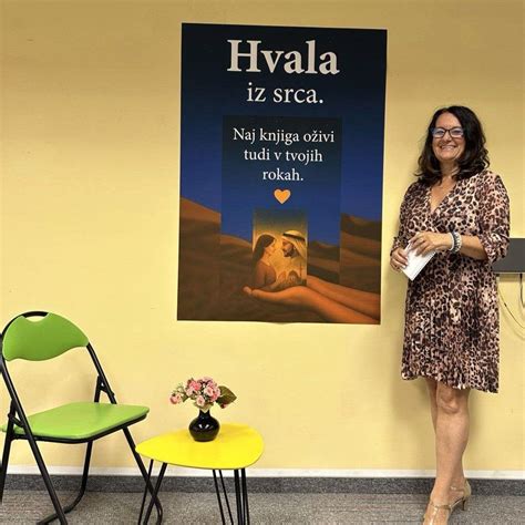 Infografika o varnih stikih med nosečnico in hišnimi ljubljenčki