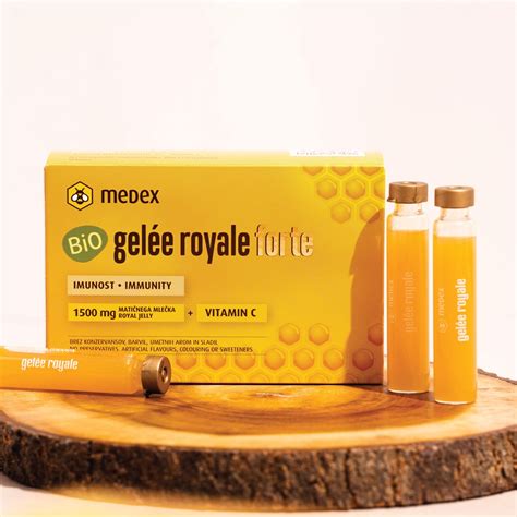 Steklenička Bio Gelée Royale Forte s sadjem acerole in medom