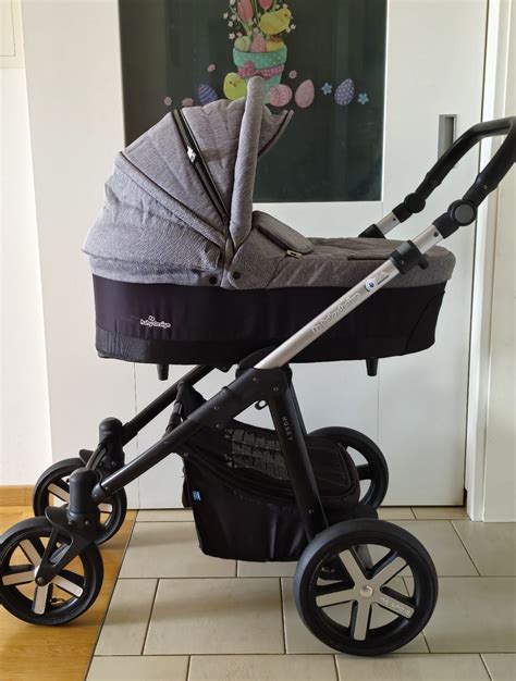 Otroški voziček Baby Design Lupo v zeleni barvi