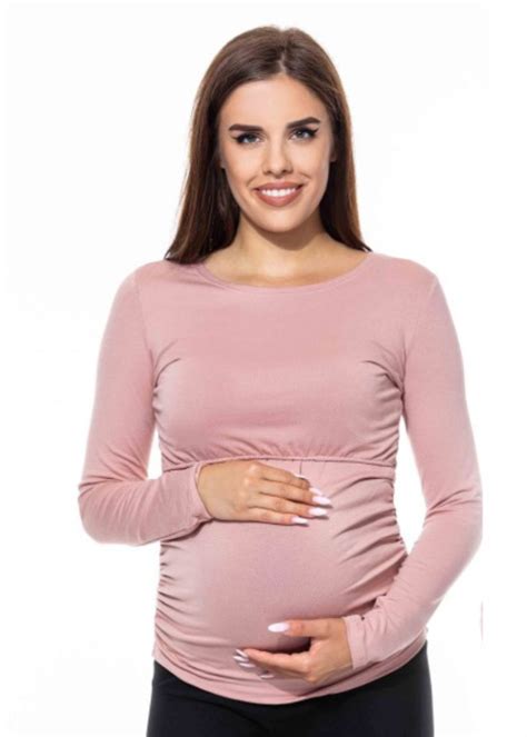 Različni modeli majic za nosečnice