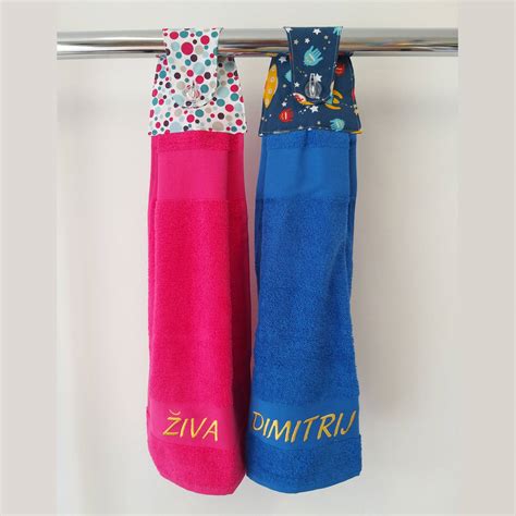 Primera graviranega nakita z otroškimi motivi