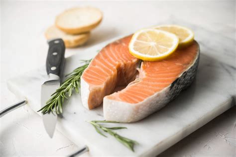 Losos kot vir omega-3 maščobnih kislin