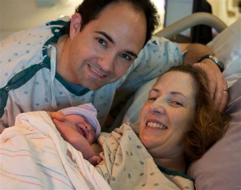 diagram prikazuje vlogo partnerja pri porodu