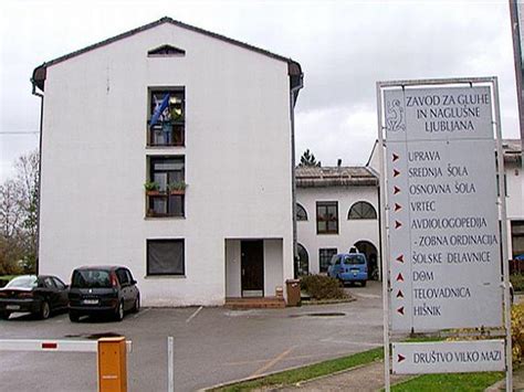 Zgradba Zavoda za gluhe in naglušne Ljubljana