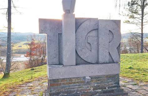 simbol organizacije TIGR