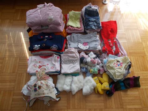 paket novorojenčkovih oblačil