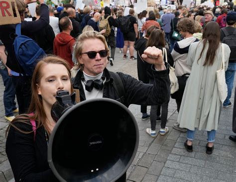Grafikon zgodovine zakonov o splavu na Poljskem