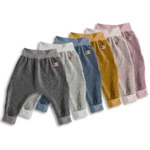 različni modeli otroških copatov Alenka