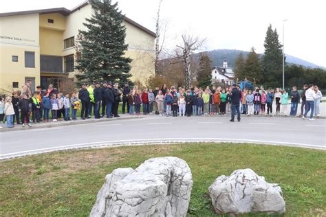 Neuradni podatki o prometnih nesrečah na Nasipni ulici