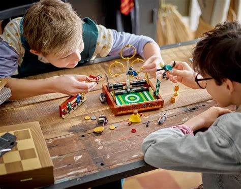 Otroci, ki igrajo računalniške igre