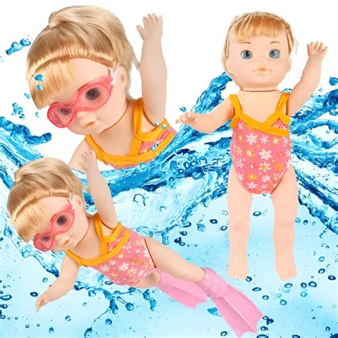 Dojenček v vodi s staršem