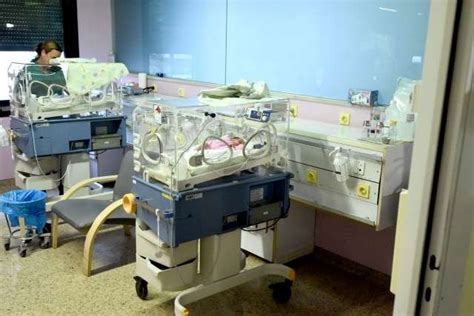 Arhivska fotografija ljubljanske porodnišnice