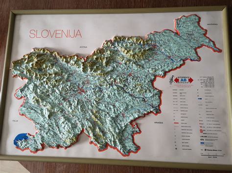 zemljevid<em>porodnisnic</em>slovenije