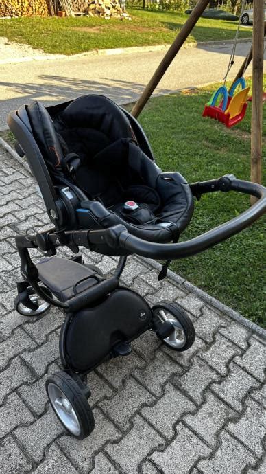 Nastavljiv sedež otroškega vozička