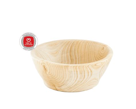 Lesena skleda z ročno izrezljanim vzorcem