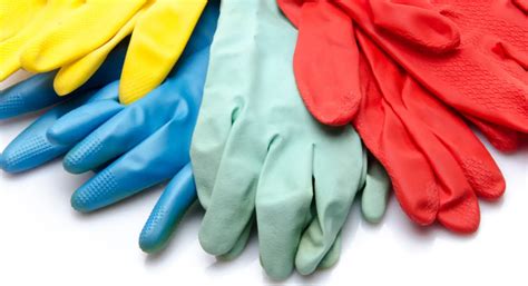 primerjava različnih vrst rokavic za enkratno uporabo