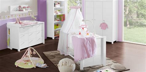 Novorojenček in oprema za dojenčka