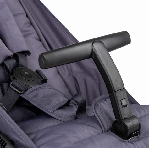 Dojenček v vozičku FreeON Comfort