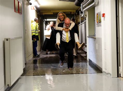 Grafikon zmanjšanja SIDS po uvedbi kampanj spanja na hrbtu