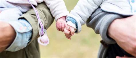 Družina z novorojenčkom