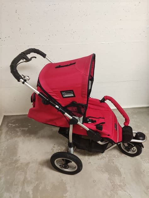 Diagram, ki prikazuje različne položaje sedeža in prilagodljivost ročaja Quinny Freestyle 3XL Comfort