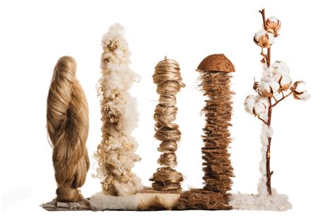 Različni naravni materiali za oblačila