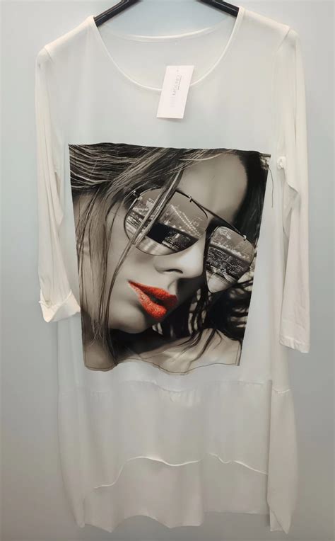 Spletna stran z nosečniškimi oblačili