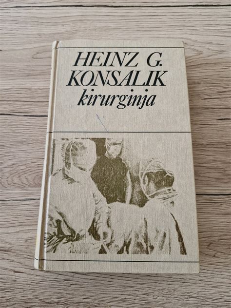 Simbolična slika družine, ki se sooča z izzivi
