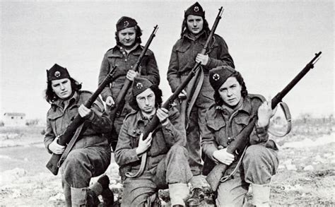 Ženske partizanke