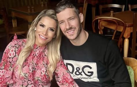Goran Dragić z ženo in otroci