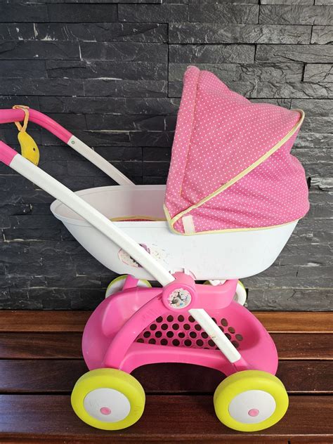 različni dodatki za punčke Llorens