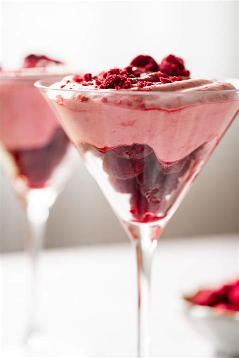 Nosečnica z zdravo kožo