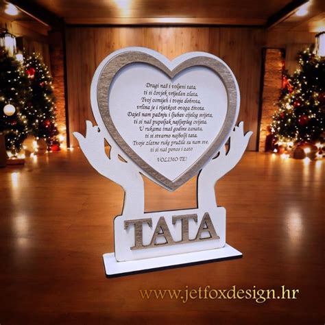 Simbolično srce s porodniškim motivom