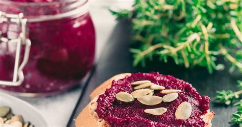 Različne jedi iz rdeče pese