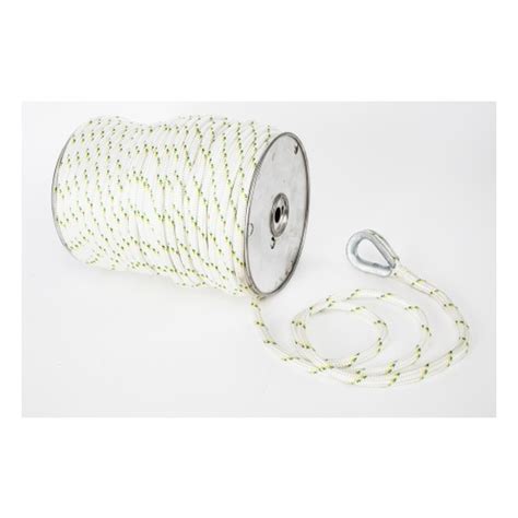 Detajl močne poliesterske vrvi na gugalnici