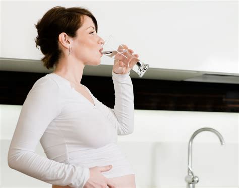 infografika, ki prikazuje povečanje volumna krvi med nosečnostjo