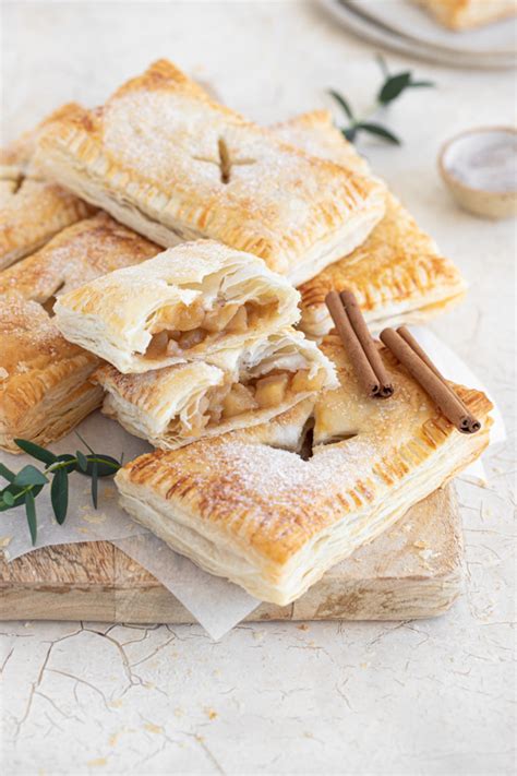 Ilustracija slovenske jabolčne pite